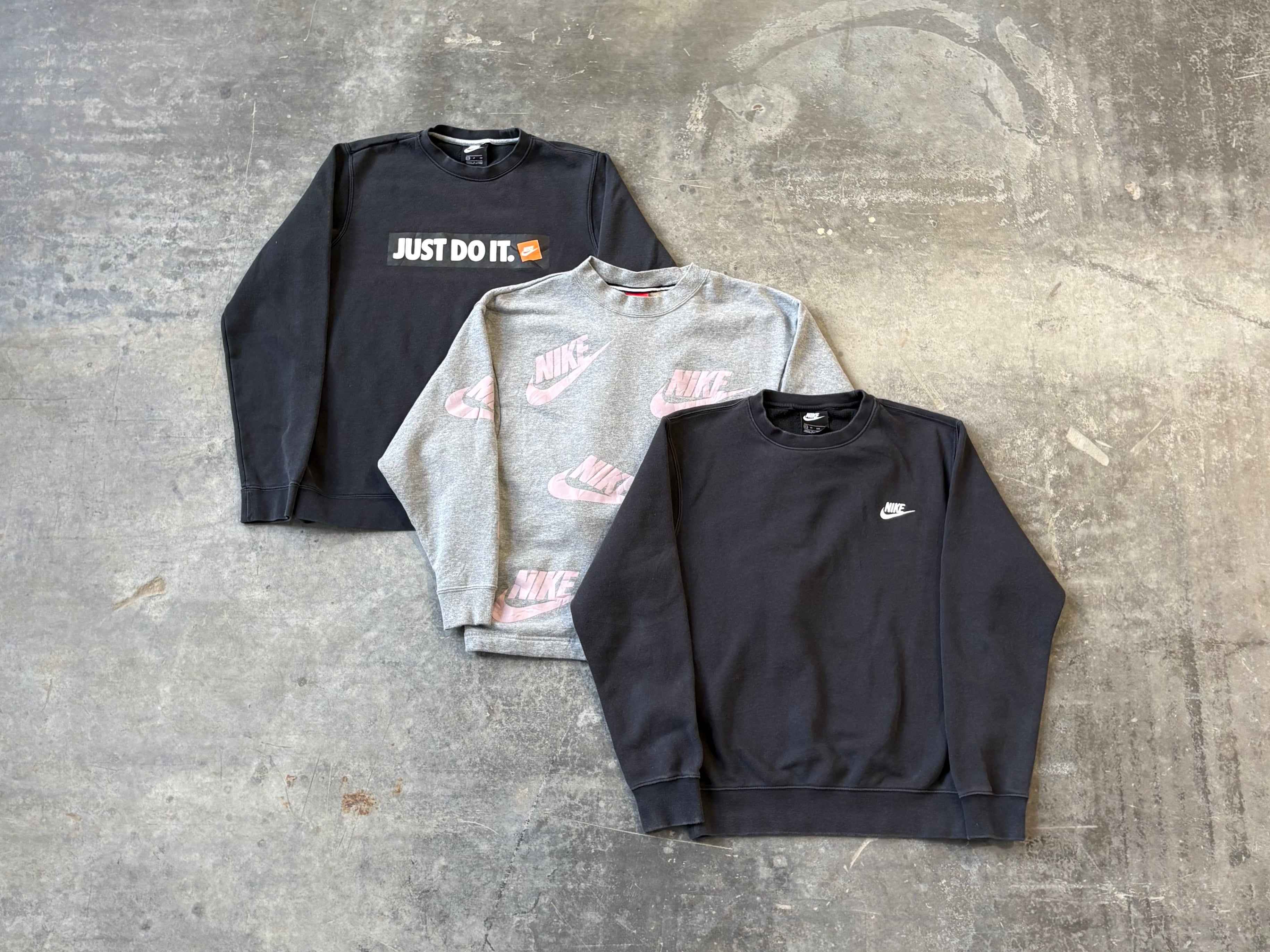 Nike Hoodies & Sweatshirts