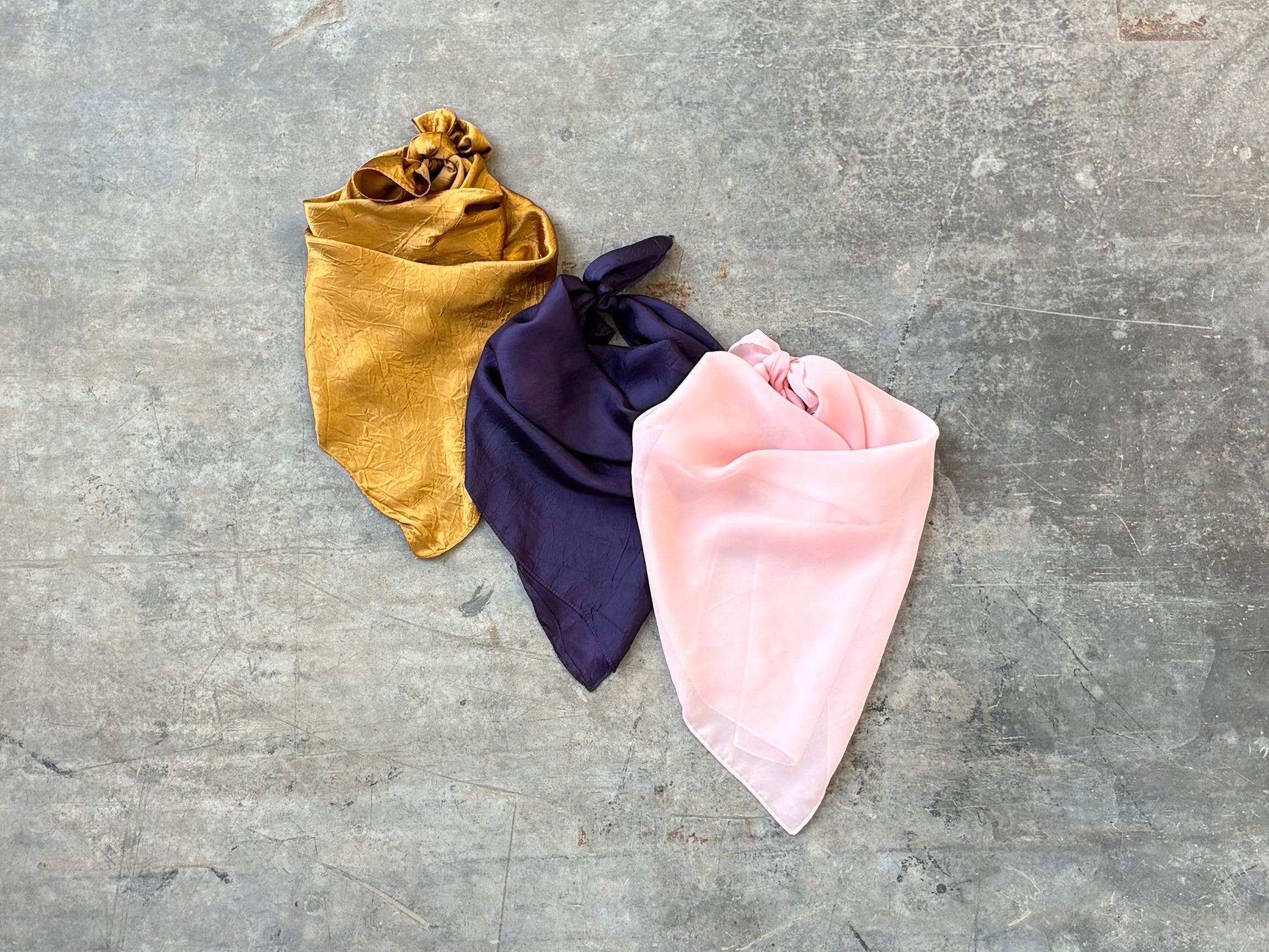 Plain Foulards