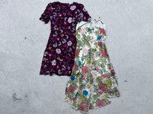 Load image into Gallery viewer, Flower Dresses
