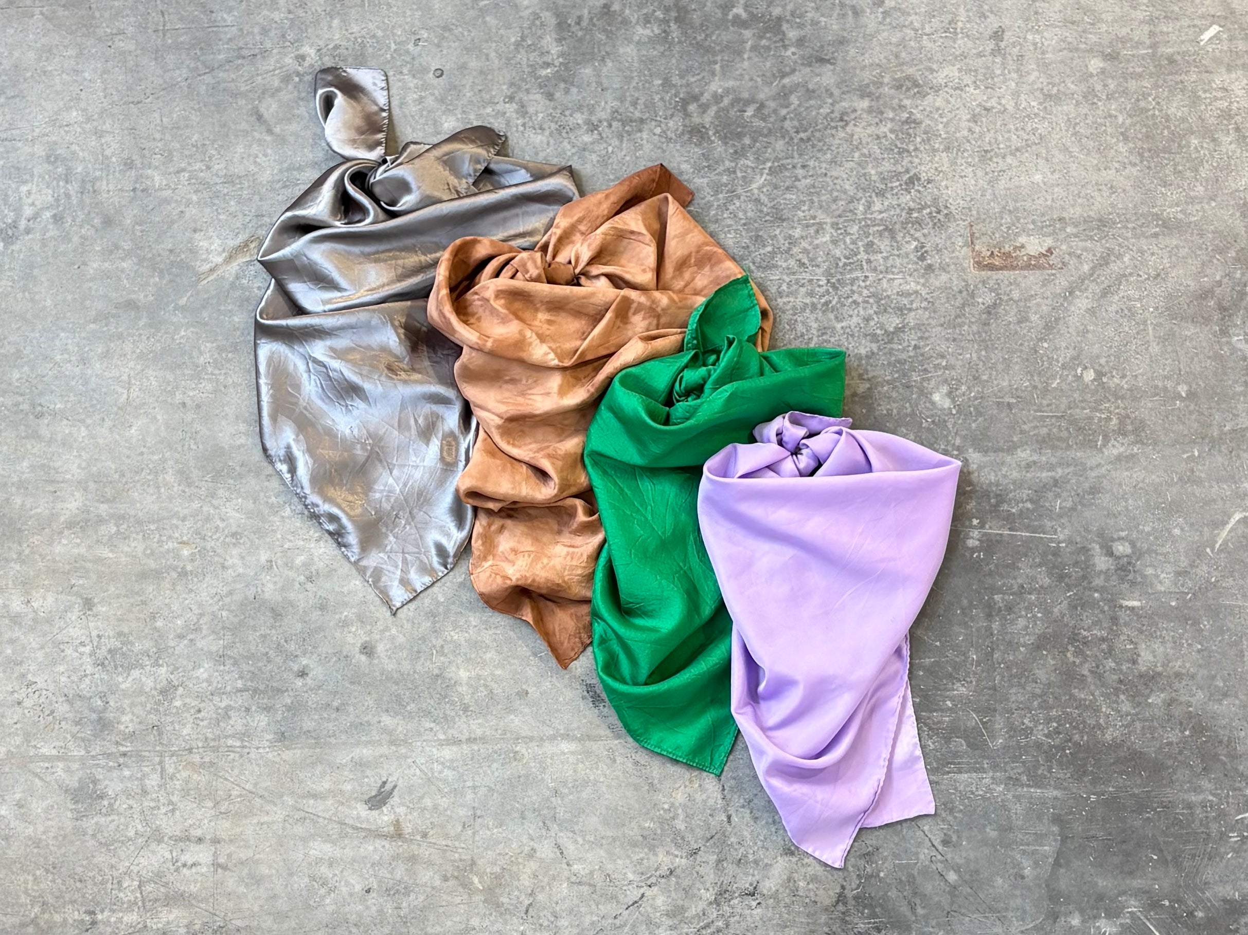 Plain Foulards