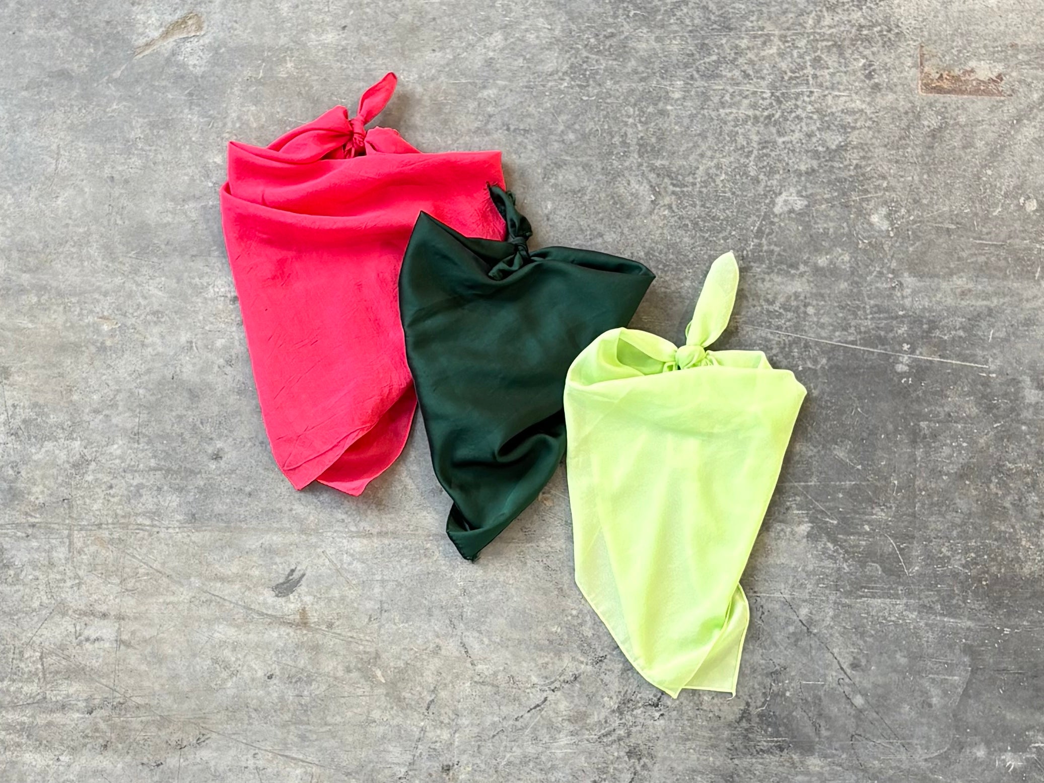 Plain Foulards